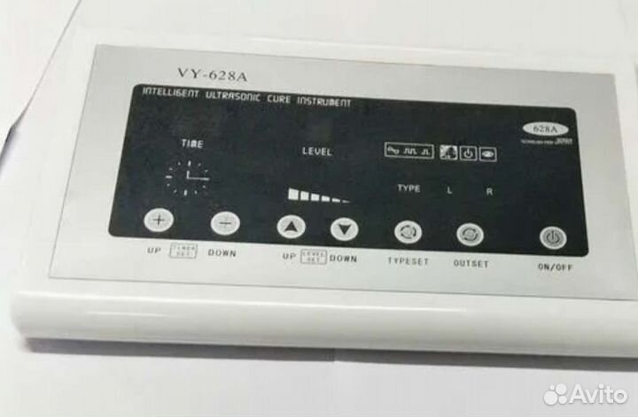 Кукла фарфоровая