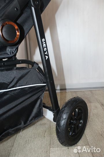 Новая Luxmom V 1(надувные колеса)