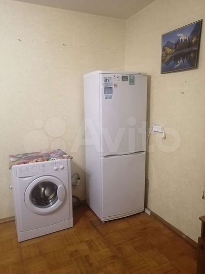 Комната 20 м² в 4-к., 2/5 эт.