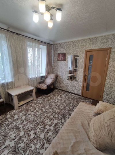 2-к. квартира, 40 м², 4/4 эт.