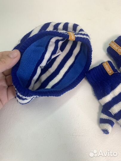 Демисезонный комплект шапка и перчатки