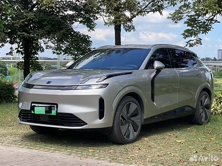 Lynk & Co 08 1.5 AT, 2024, 15 000 км