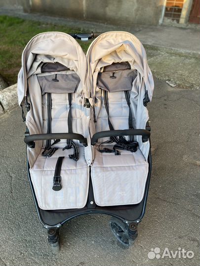 Коляска для двойни valco baby snap duo
