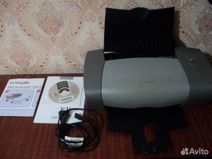 Продаю цветной фото принтер lexmark Z602