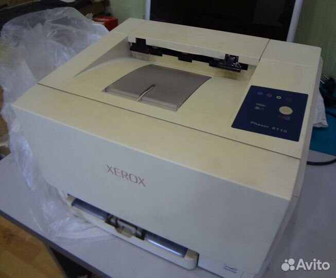 Принтер лазерный цветной Xerox Phaser 6110