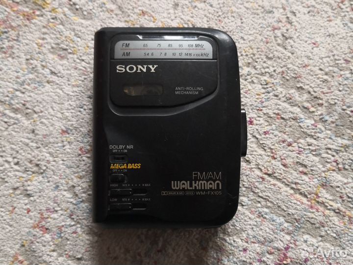 Кассетный плеер Sony walkman WM-FX105