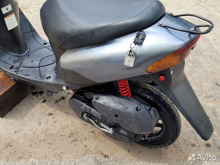 Скутер Suzuki Lets 2