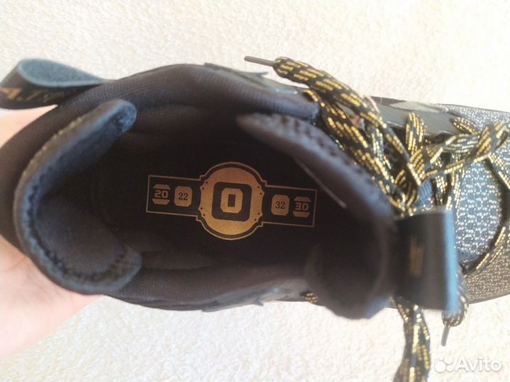 Кроссовки Adidas Dame 8
