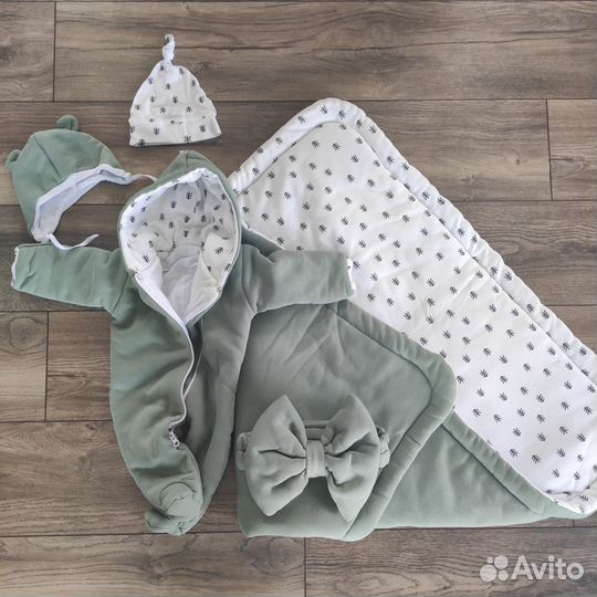 Комплект на выписку осень зима 9 вещей