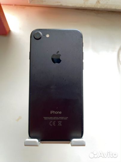 iPhone 7, 32 ГБ