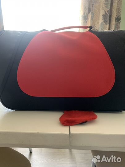 Переноска для средних собак