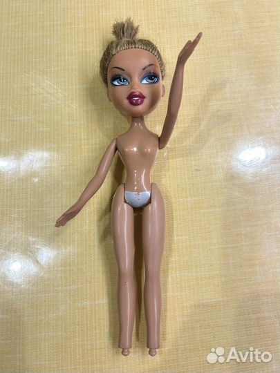 Кукла bratz 2001 год