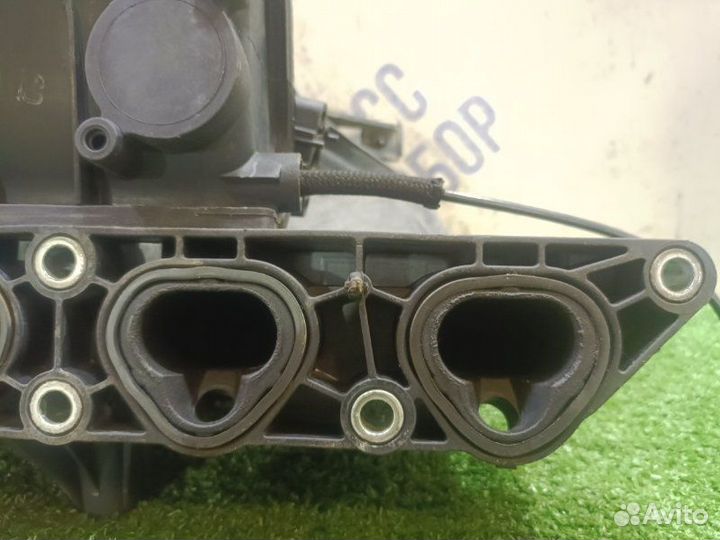 Впускной коллектор Skoda Octavia седан 1.4 BCA