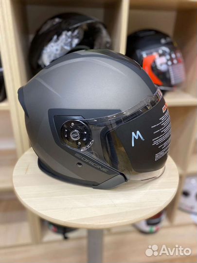 Итальянский шлем с визором и очками