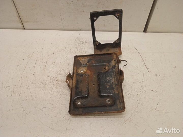 Площадка под АКБ Vortex Tingo T11 1.8 2011