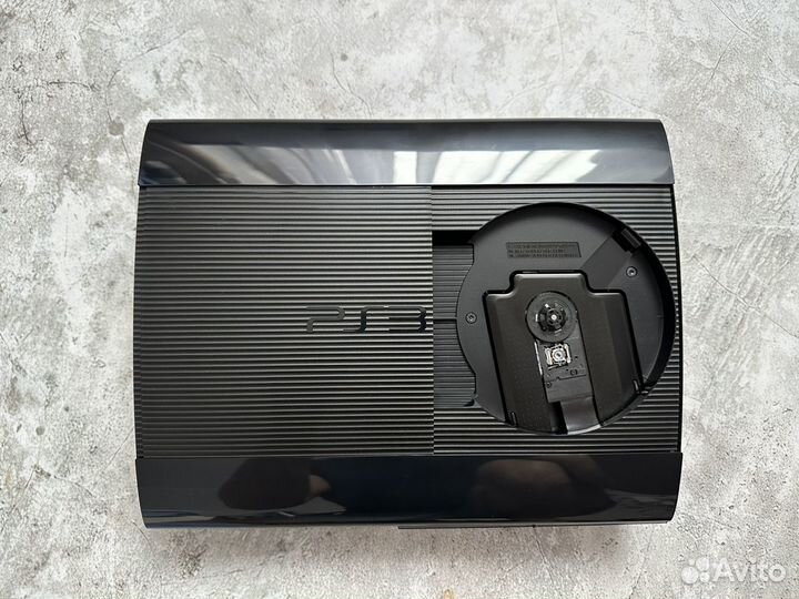 Sony Playstation 3 Super Slim 500gb 2 джойстика