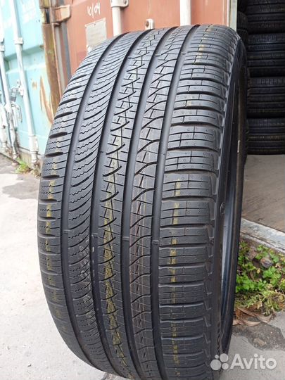 Pirelli Scorpion Zero All Season 285/40 R22