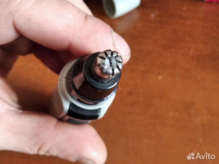 Машинка для стрижки волос в носу или ушах