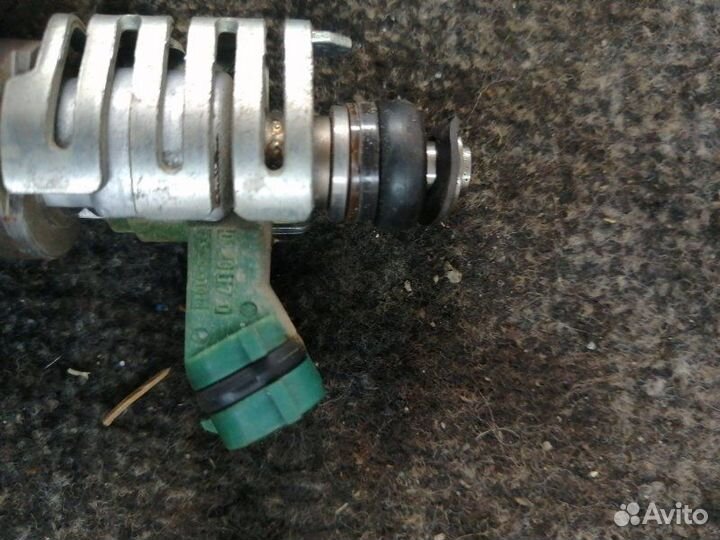 Топливная форсунка Toyota Mark X GRX120 4 GR