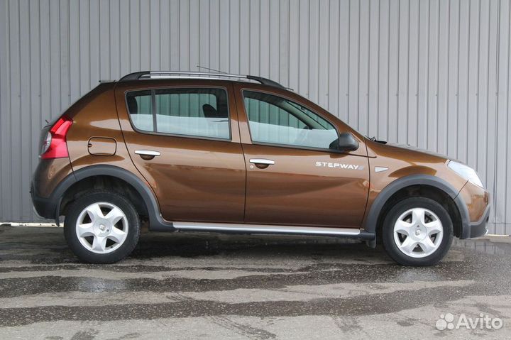 Renault Sandero Stepway 1.6 МТ, 2014, 141 647 км