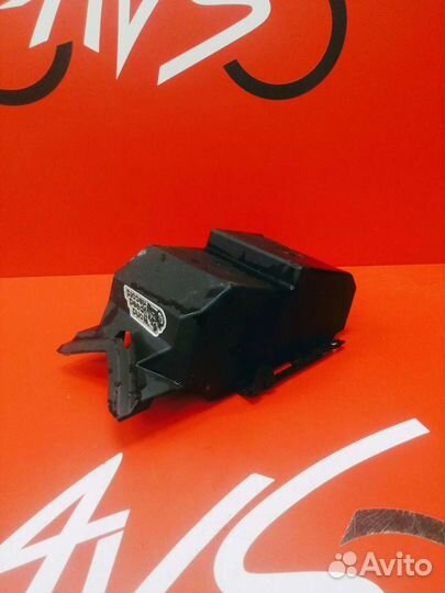 Пластик подрамника BMW S1000RR 10-14