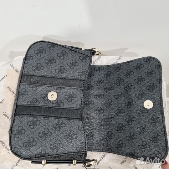 Сумка Guess Sarita crossbody