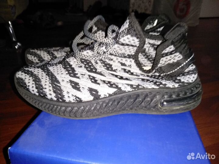 Кросовки на мальчика