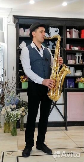 Саксофонист Илья Вяткин