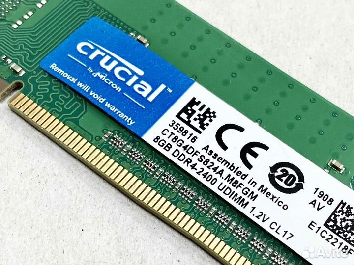 Оперативная память DDR4 8gb новая Crucial 2400