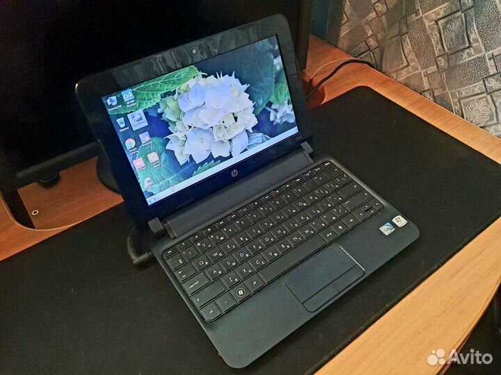 Нетбук HP Mini 110