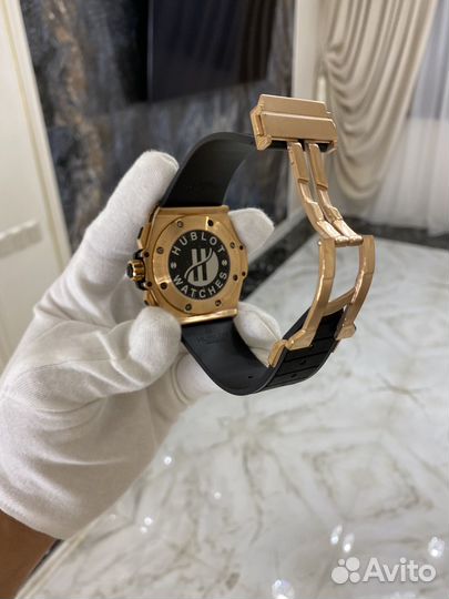 Часы hublot