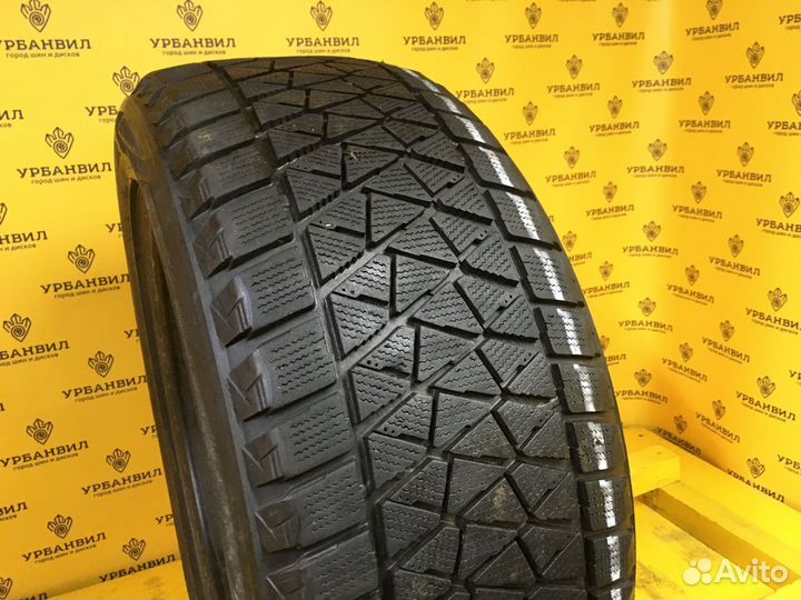 Bridgestone Blizzak DM-V2 255/50 R19 107T