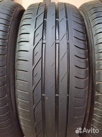 Bridgestone Turanza T001 205/55 R17