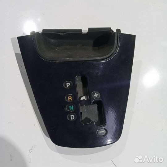 Накладка АКПП Hyundai Tucson I