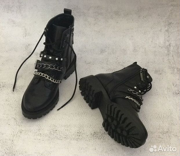 Ботинки Stradivarius демисезонные женские