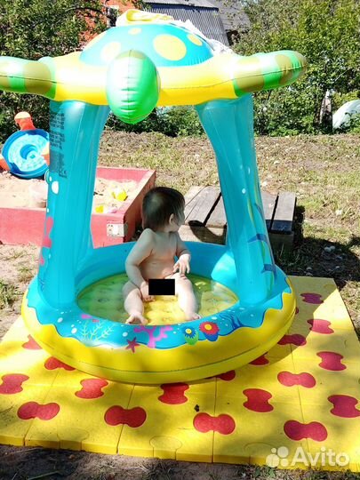 Детский надувной бассейн с крышей