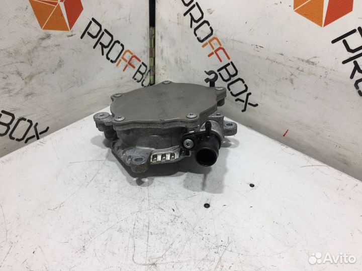 Насос вакуумный Mercedes C-Class W205 M274 2.0