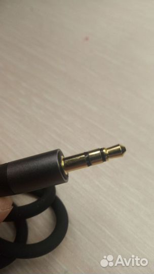 Кбаель Lightning на mini Jack 3.5 mm