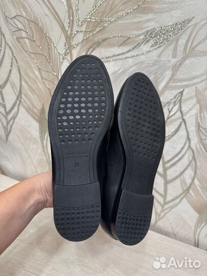 Лоферы женские 39 натуральная кожа basic