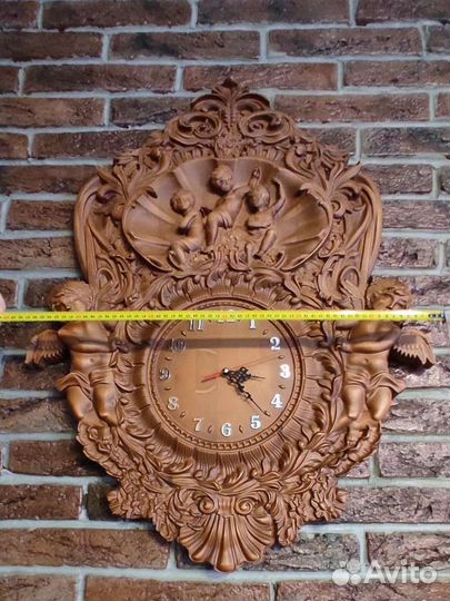 Часы резные, материал берёза