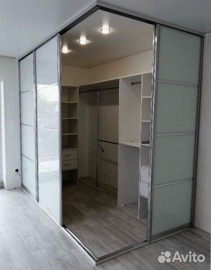 Гардероб для Загородного дома