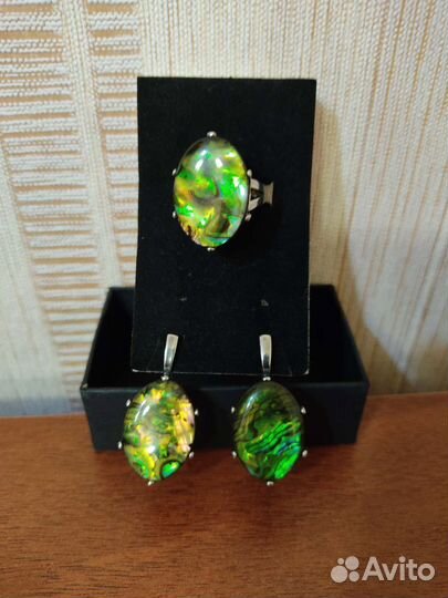 Комплекты ювел. Бижутерии с натур. Минералами