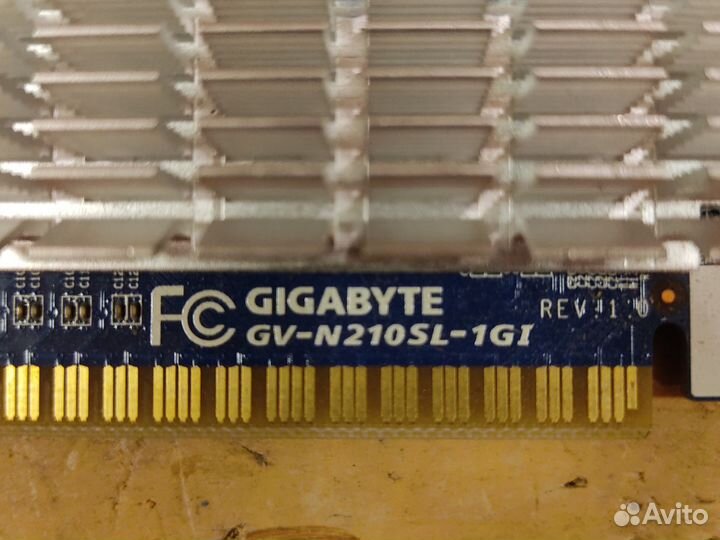 Видеокарты (512 Mb / 1 Gb)