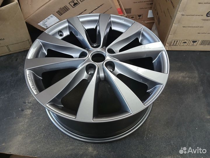 Диск колёсный лёгкосплавный Nissan KE4093T300N1