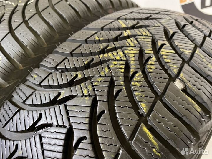 Michelin Alpin A4 215/60 R17