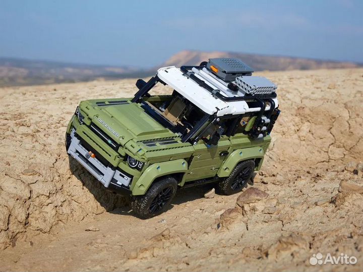 Конструктор Technic Land Rover Defender