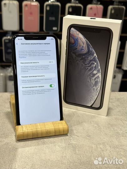 iPhone Xr, 64 ГБ