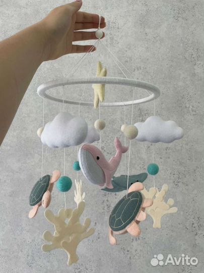 Мобиль на детскую кроватку