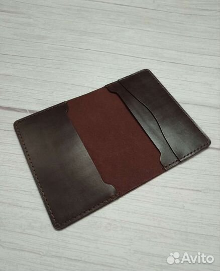 Обложка на паспорт кожаная