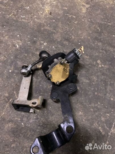 Датчик корректора фар Тойота Ленд Крузер Прадо